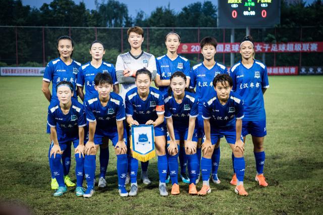 特斯拉新一代Roadster发布，预售定金33.2万元
